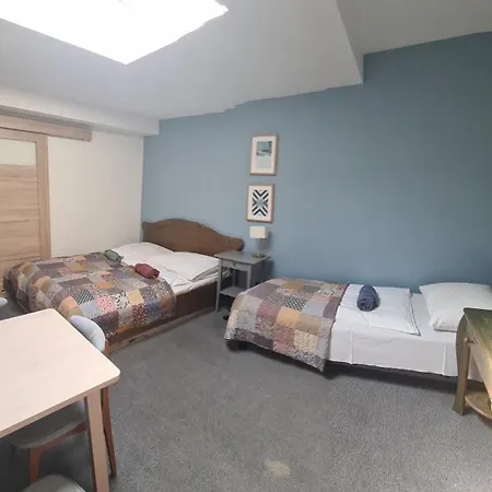 Es8bar モーテル Lozina