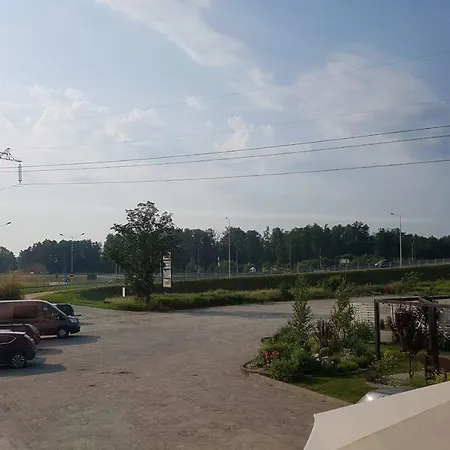 モーテル Es8bar *